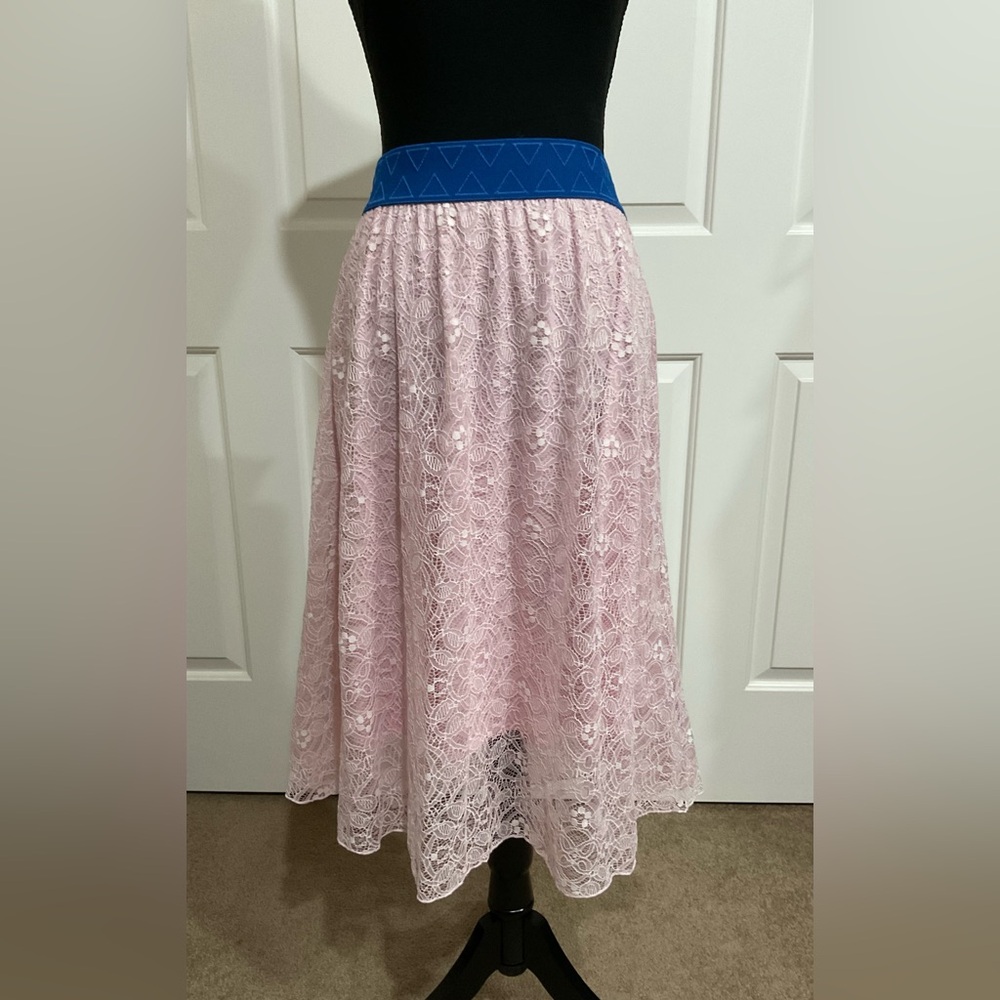 LuLaRoe L Elegant Pink Lace Lola Skirt